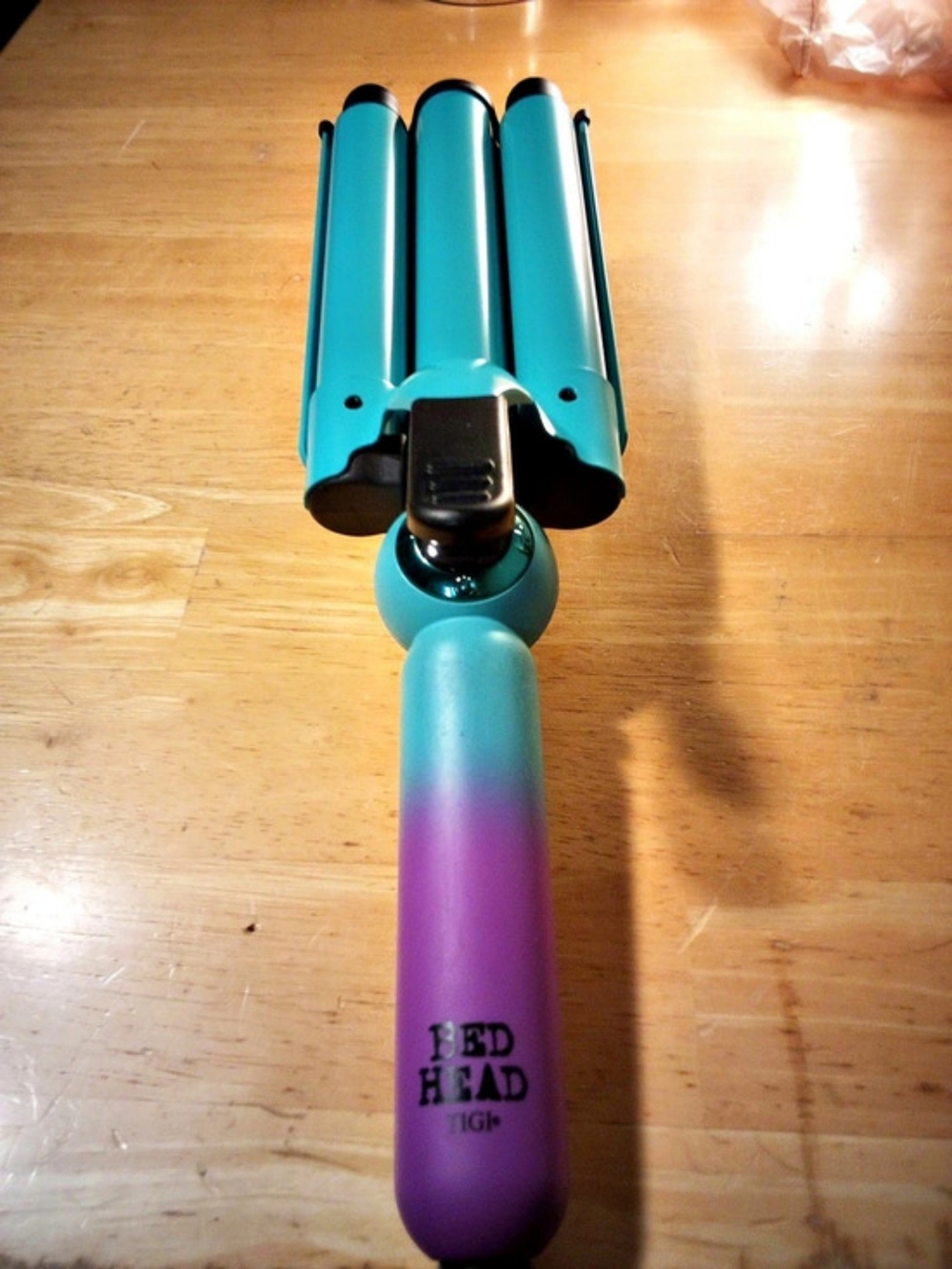 Bed Head Wave Artist Tourmaline Ceramic Deep Waver Deep Waver Blue & Purple